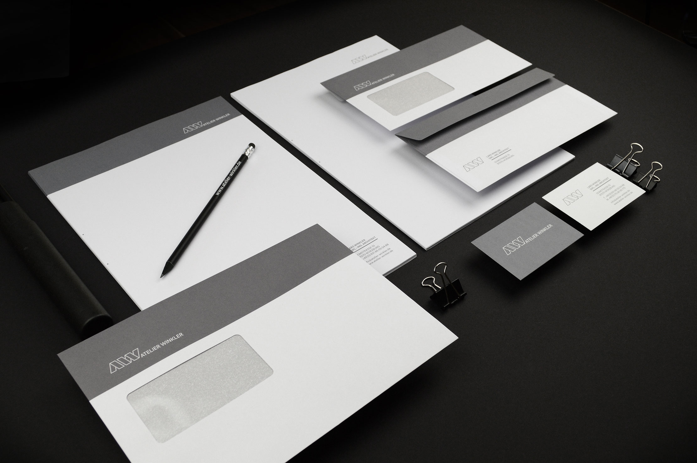 Corporate Design-Entwicklung für Briefbogen, Zweitbogen, Briefumschlägein verschiedenen Formaten und Visitenkarte