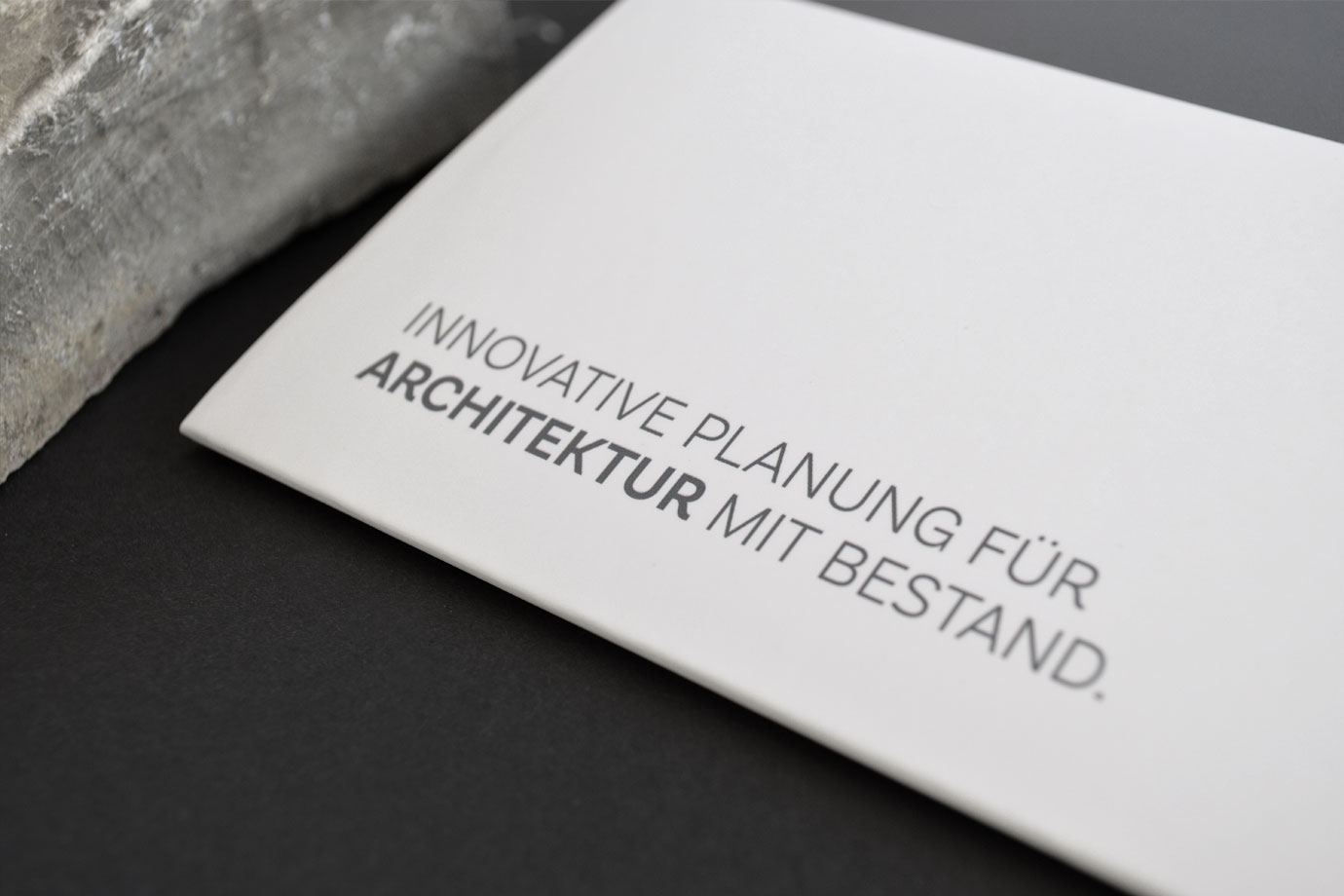 Claim "Innovative Planung für Architektur mit Bestand" auf der CD-Hülle